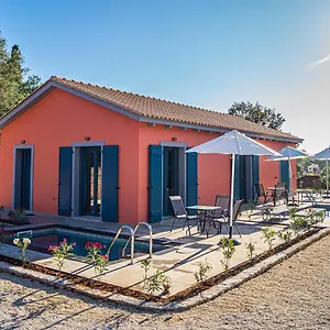 Apartment Throisma With Private Pool & Parking, Asos